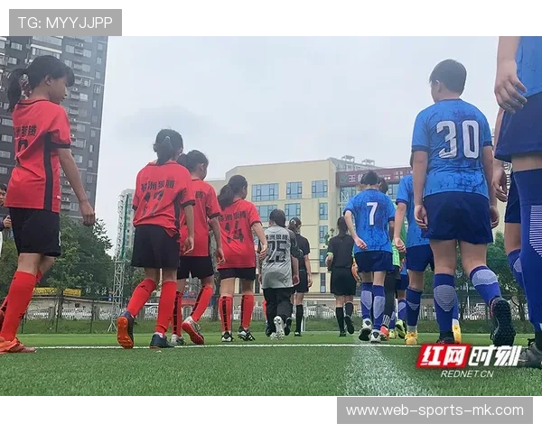 青年队连连爆冷，俱乐部球探蜂拥而至观赛