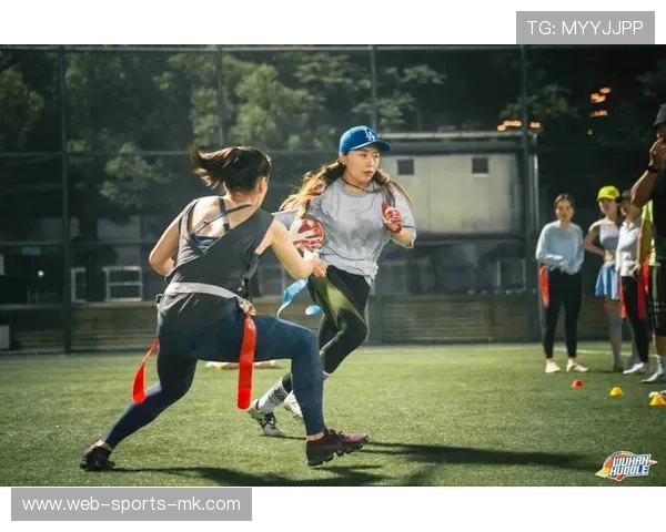 女子腰旗运动价值被全面发掘，腰旗橄榄球位置图解